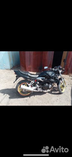 Модель мотоцикла suzuki bandit 250