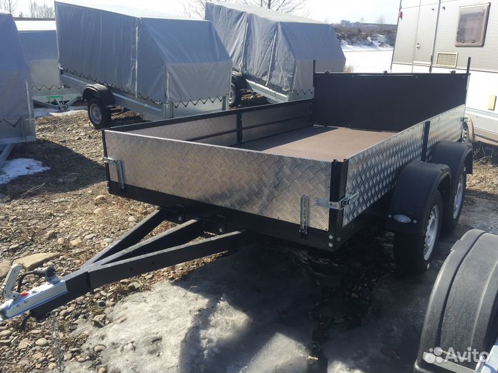 Легковой прицеп 