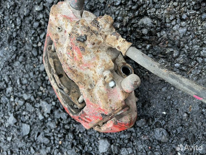 Суппорта передние Opel Vectra A