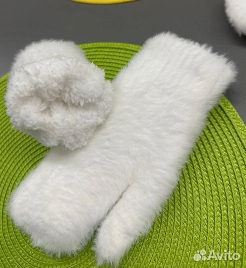 Варежки зимние женские