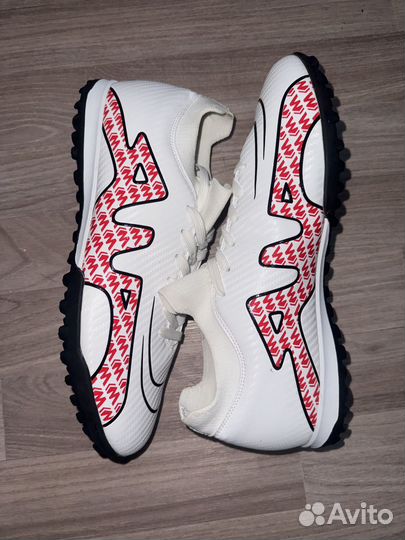 Сороконожки