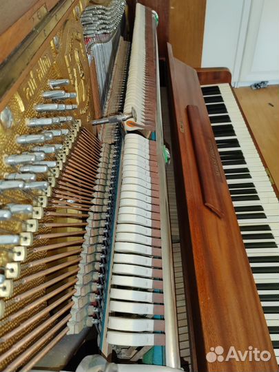 Пианино August Förster