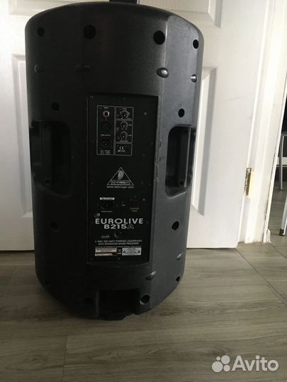 Behringer Eurolive B215A