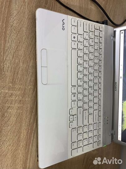 Sony vaio i3/4Gb/SSD 128Gb