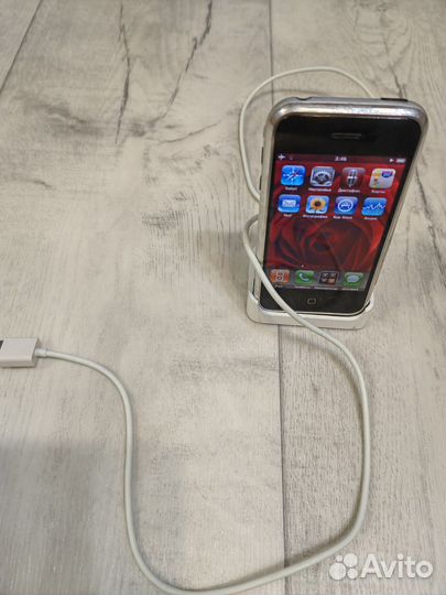 iPhone, 8 ГБ