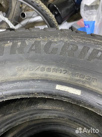 Goodyear UltraGrip Ice Arctic SUV 225/60 R17 103T