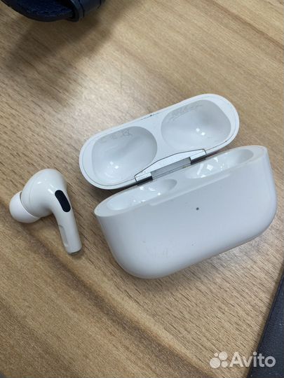 Наушники apple AirPods Pro