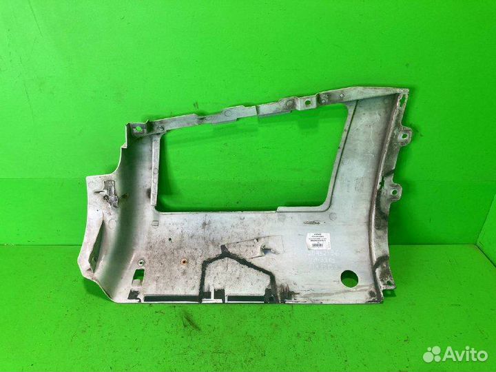 Облицовка фары volvo FH13