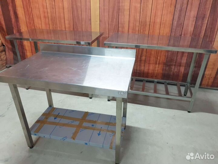 Стол из нержавеющей стали