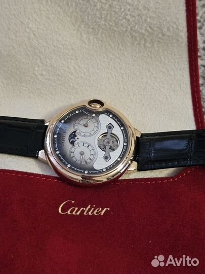 Мужские наручные часы Cartier