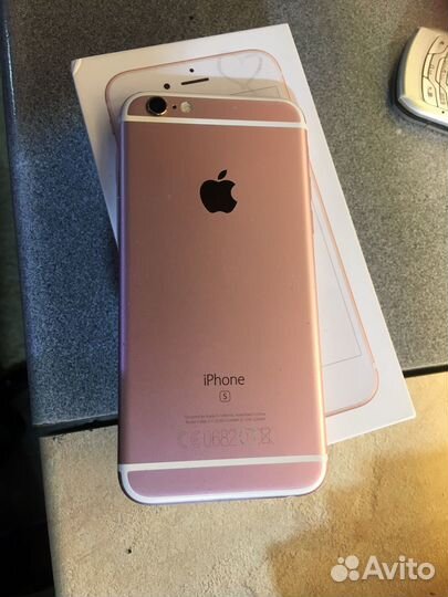 iPhone 6S, 64 ГБ
