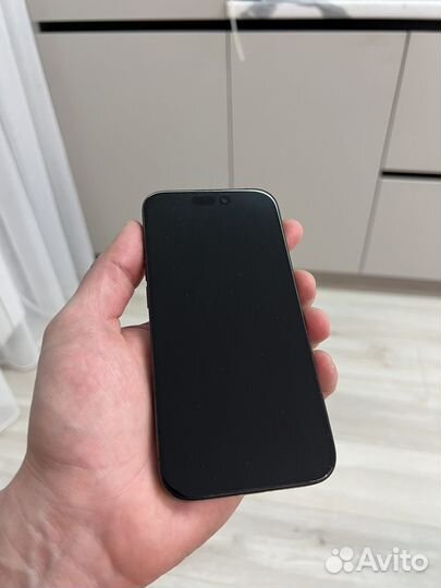 iPhone 15 Pro, 256 ГБ