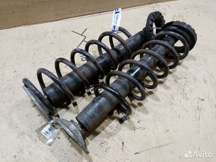 Стойки задние volvo s60 2010 год