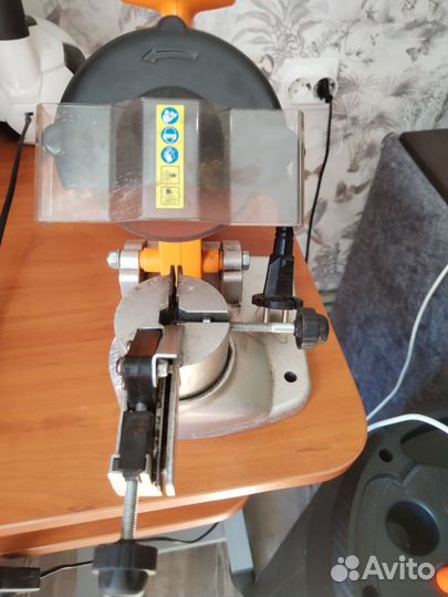 Станок для заточки цепей бензопил