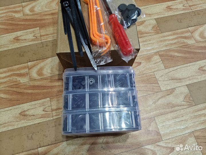 Набор клипс 620шт