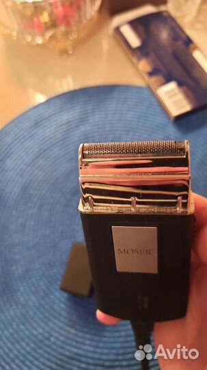 Бритва электрическая и машинка для стрижки волос
