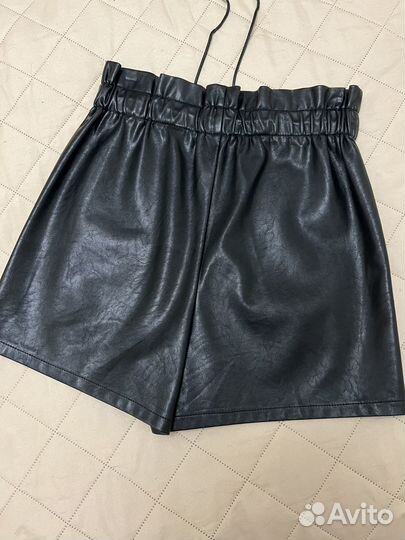 Кожаные шорты