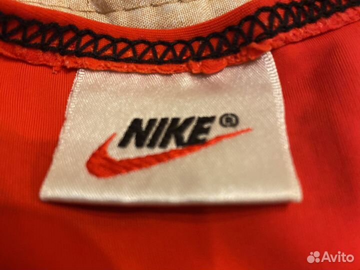 Спортивная одежда Nike, Bikkembergs, Buliion