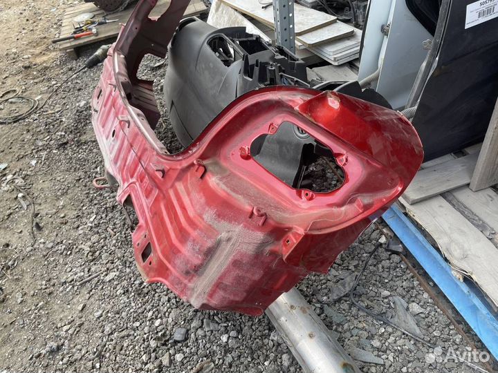 Б/У Панель задняя 691001G300 Hyundai-KIA