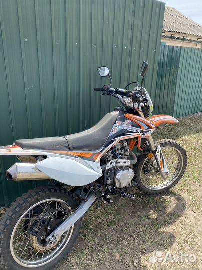 Рейсер эдуро 200