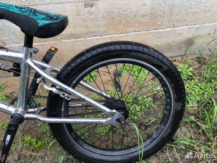 Трюковой велосипед BMX