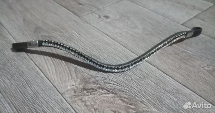 Налобник для лошади