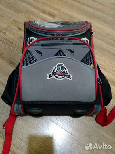 Эргономичный школьный ранец