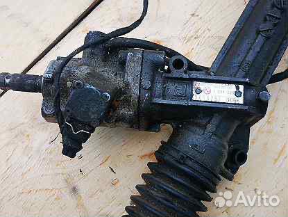 Сервотроник е39. Клапан сервотроник BMW e39. Клапан сервотроника BMW e39. E39 рулевая пластмаска.