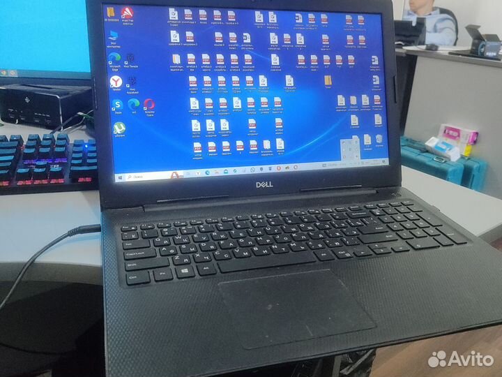Ноутбук dell i3