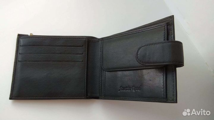 Мужское кожаное портмоне