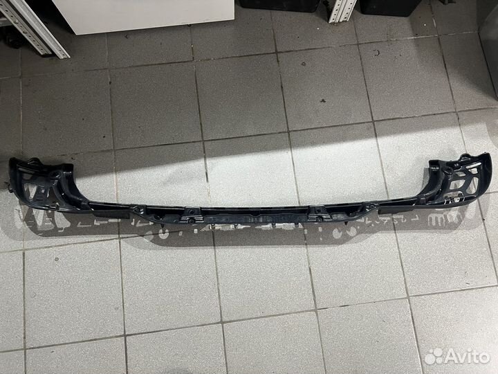 Крепление заднего бампера BMW E61