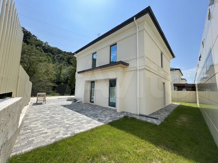 Коттедж 155 м² на участке 4 сот.