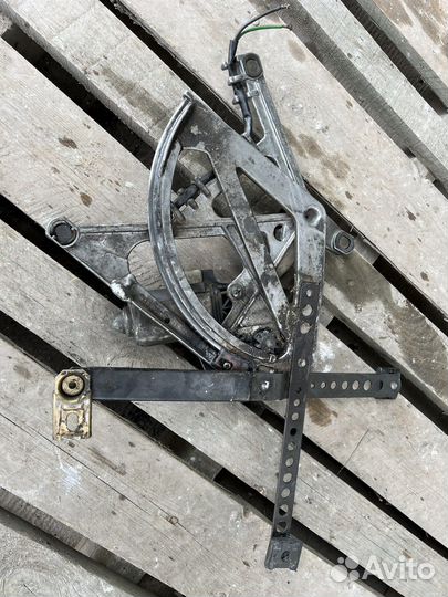 Стеклоподъемник mersedes 190