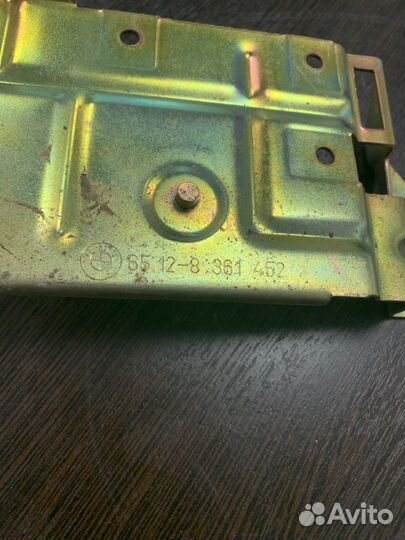 Кронштейн чейнджера Bmw 520I E39 M52 1996