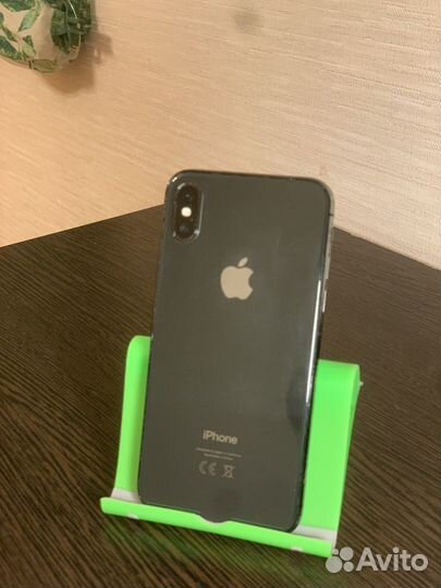 iPhone X, 64 ГБ