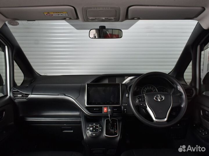 Toyota Noah 2.0 CVT, 2018, 119 505 км