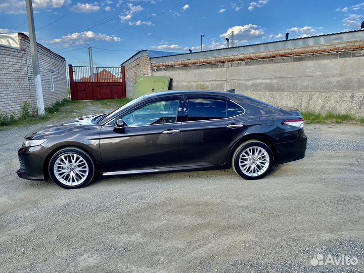 Toyota Camry 2.5 AT, 2019, 115 000 км