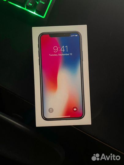 iPhone X, 256 ГБ