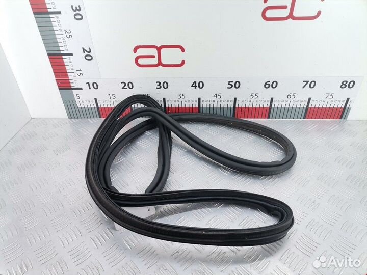 Уплотнитель багажника для Opel Astra H