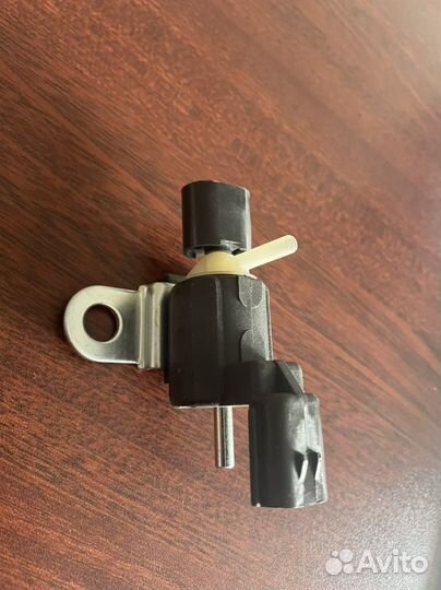 Клапан подключения муфт переднего моста