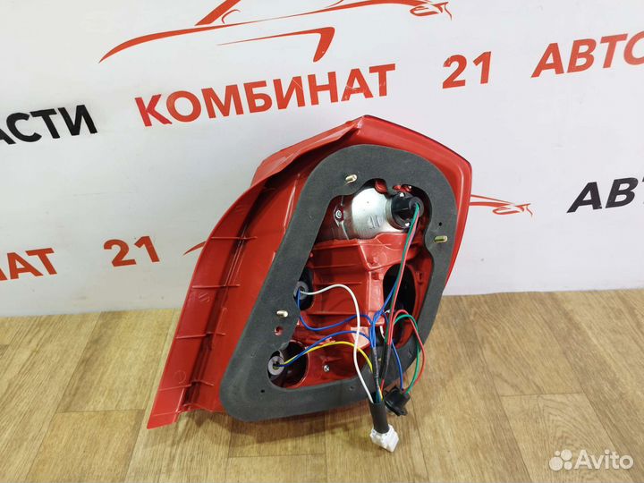 Фонарь задний левый Chevrolet Lacetti седан