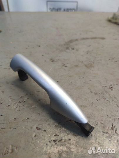 Ручка двери внешняя задняя левая Kia Rio 3 1.4