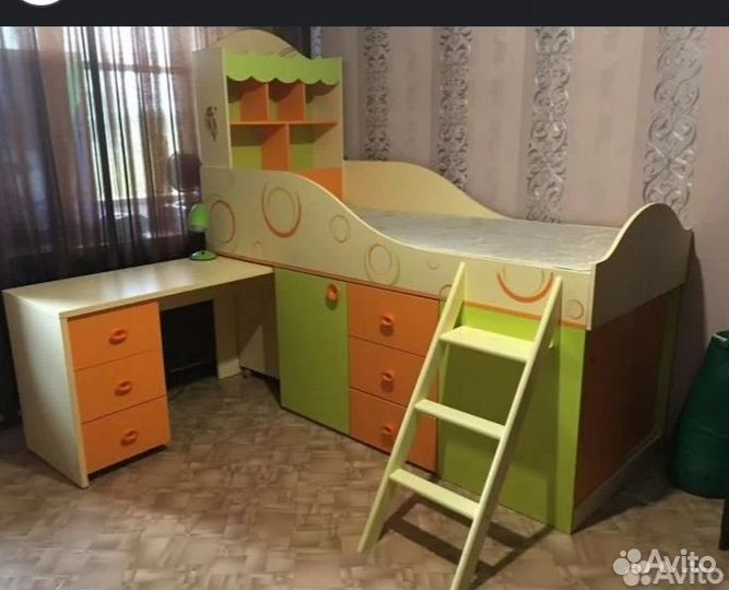 Кровать чердак