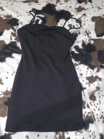 Черное платье мини mango