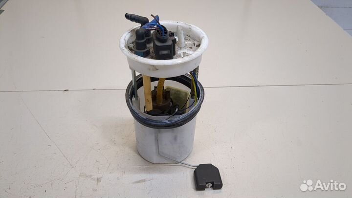 Насос топливный электрический Skoda Rapid, 2013