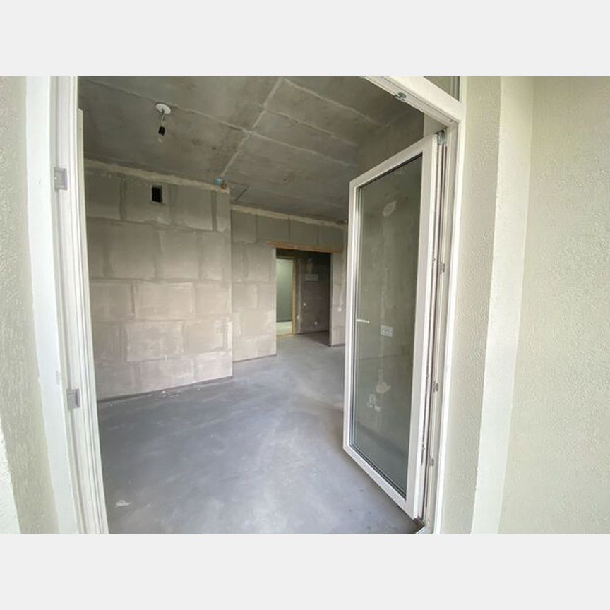 Квартира-студия, 38,3 м², 3/23 эт.
