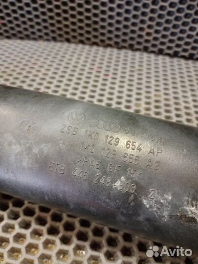 Патрубок интеркулера Volkswagen Passat B7 CDA 1.8