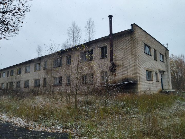 Здание, 1121.1 м²