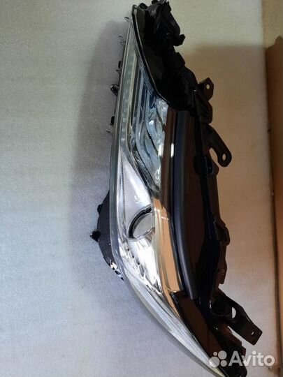 Фара передняя левая Toyota Camry V70 2018