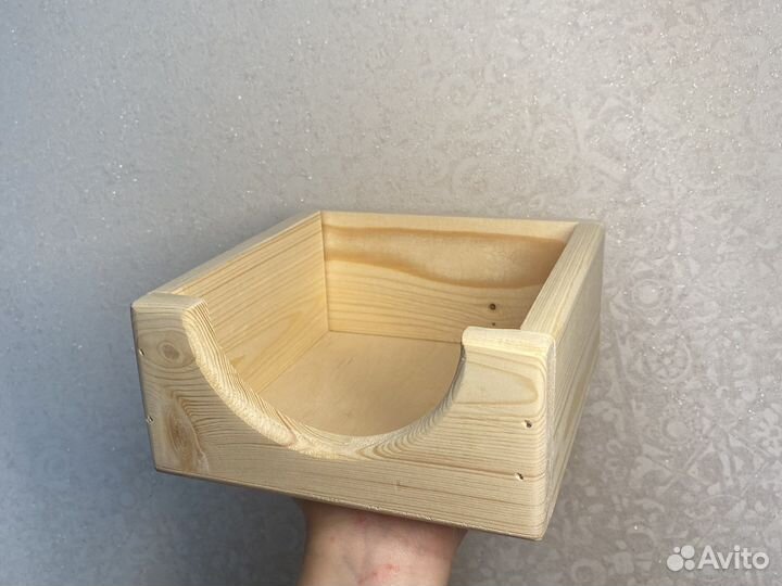 Салфетница из дерева